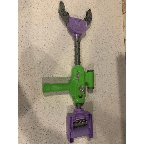 Buzz lightyear flip grip claw toy.   BE - Picture 2 of 2
